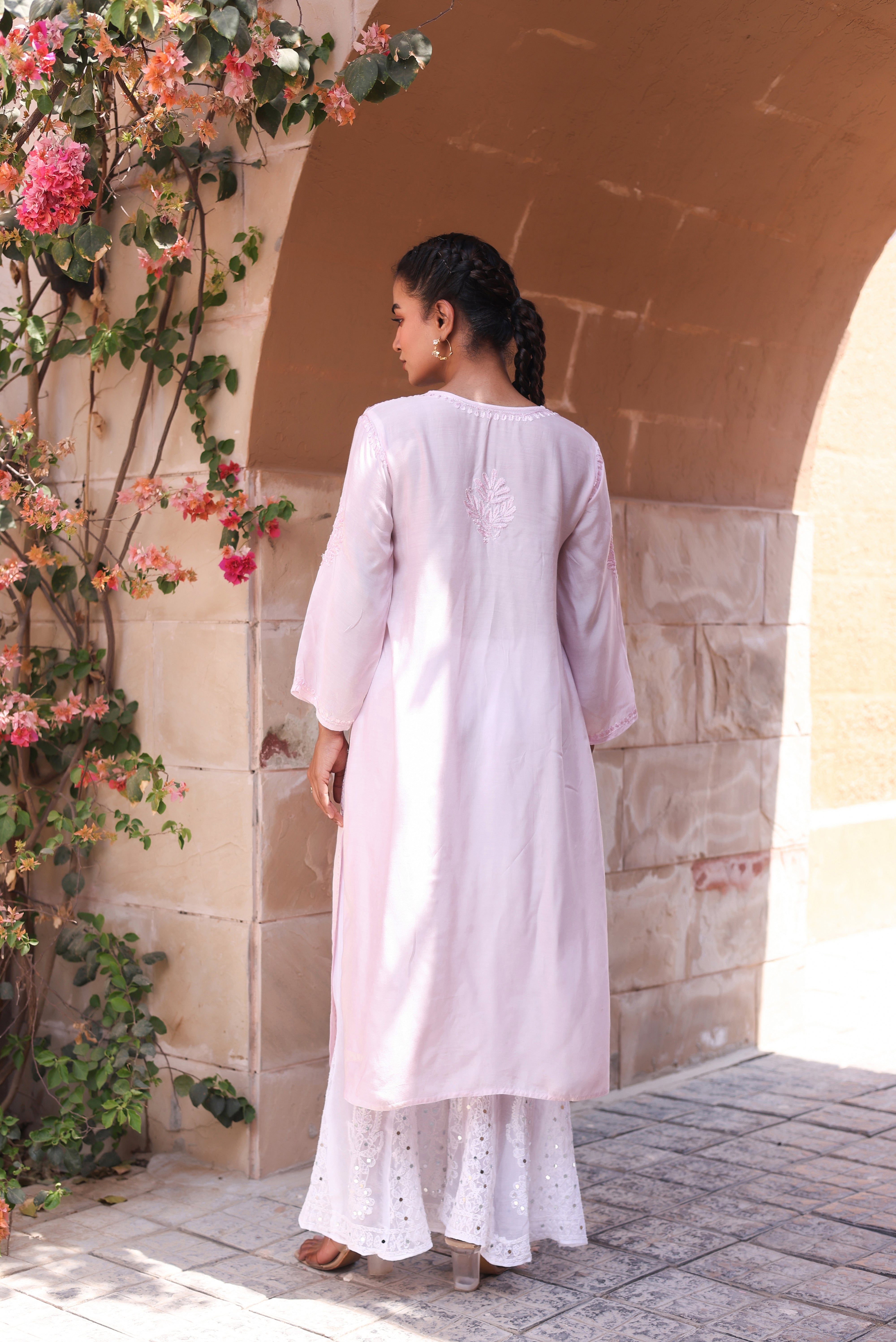 Chikankari Muslin Resham Long Kurta (Pink)